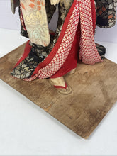 Load image into Gallery viewer, Vintage KYUGETSU Waka-Shu Yamaha Japanese Samurai Doll 22” *Needs Restoration