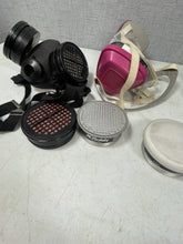 Load image into Gallery viewer, 3M Full Face Respirator Mask 6800 w/ 6001 Cartridges Filters Accessories Lot