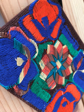 Load image into Gallery viewer, Embroidered Coin Purse - Mexican Coin Purse - Floral Coin Purse - Mexican Change Purse - Embroidered Change Purse - Mexican Coin Bag