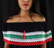 Load image into Gallery viewer, Handmade Off the Shoulder Mexican Peasant Blouse - Chiapas, Mexico - Cinco de Mayo - Mexican Fiesta - Women's Size Medium - Blusa Artesanal