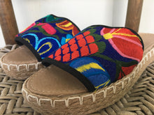 Load image into Gallery viewer, Handmade Mexican Embroidered Slide Sandals - Zapatos Artesanos - Size Womens 7