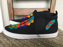 Load image into Gallery viewer, Mexican Artisan Canvas Sneaker Shoses - Zapatos Artesanos - Womens 11 Mens 9.5