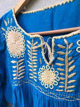 Load image into Gallery viewer, Women's Handmade Embroidered Mexican Tunic Blouse - Size Small