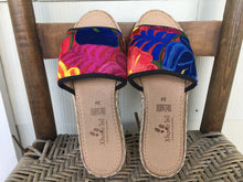 Load image into Gallery viewer, Handmade Mexican Embroidered Slide Sandals - Zapatos Artesanos - Size Womens 7