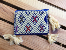 Load image into Gallery viewer, Handmade Embroidered Mexican Coin Purse - San Andres Larrainzar