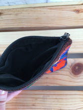 Load image into Gallery viewer, Embroidered Coin Purse - Mexican Coin Purse - Floral Coin Purse - Mexican Change Purse - Embroidered Change Purse - Mexican Coin Bag