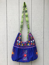 Load image into Gallery viewer, Handmade Floral Embroidered Mexican Satchel Morral Bag - Bolsa Bordada Mexicana