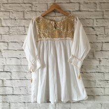 Load image into Gallery viewer, Womens Mexican Blouse - Embroidered Blouse - 3/4 Sleeve Blouse - Bohemian Blouse - Mexican Tunic Blouse - Medium Mexican Blouse - Fiesta