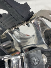 Load image into Gallery viewer, VP-790L VP-339S Vintage Bicycle Pedals Toe Clips Straps Reflectors Pair

