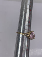 Load image into Gallery viewer, Vintage Women’s 14K Yellow Gold 2.6 gr. Heart Shaped Amethyst Ring, Size 6
