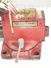 Load image into Gallery viewer, Wilton Mechanics Bench Vise 4" Jaw Full Swivel Base Pipe Made in USA Pre Owned

