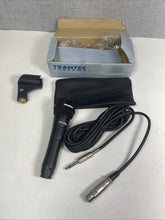 Load image into Gallery viewer, Vintage Trantec Profesional Microphone # CD-200 with Cable &amp; Mount Very Good C
