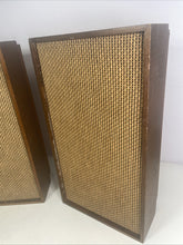 Load image into Gallery viewer, Pair of High Revere Wollensak Division Vintage Speakers Speakers /8 Ohm Untested
