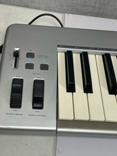 Load image into Gallery viewer, M Audio Keystation 49e 49 Key Mobile USB MIDI Controller TESTED W/ Power Supply
