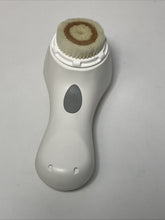 Load image into Gallery viewer, Genuine CLARISONIC MIA Sonic Facial Cleansing Replacement Brush Only Pre Owned
