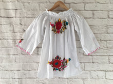 Load image into Gallery viewer, Women&#39;s Handmade Off the Shoulder Hand Embroidered Floral Mexican Blouse - Size Small - Traditional Mexican Top - Blusa Artesanal Mexiana
