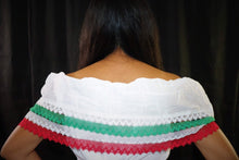 Load image into Gallery viewer, Handmade Off the Shoulder Mexican Peasant Blouse - Chiapas, Mexico - Cinco de Mayo - Mexican Fiesta - Women&#39;s Size Medium - Blusa Artesanal
