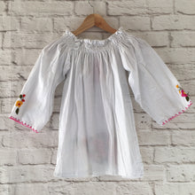 Load image into Gallery viewer, Women&#39;s Handmade Off the Shoulder Hand Embroidered Floral Mexican Blouse - Size Small - Traditional Mexican Top - Blusa Artesanal Mexiana
