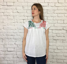 Load image into Gallery viewer, Handmade Women&#39;s Embroidered Mexican Blouse - Sizes Small &amp; Medium - Oaxaca Mexico Blouse - Blusa Artesanal Mexicana - Cinco de Mayo Shirt
