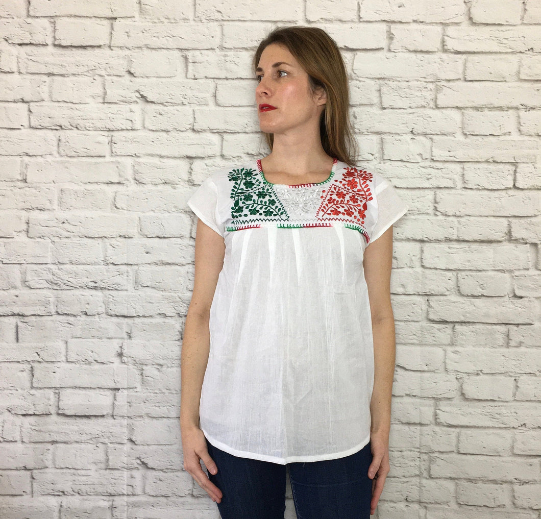 Handmade Women's Embroidered Mexican Blouse - Sizes Small & Medium - Oaxaca Mexico Blouse - Blusa Artesanal Mexicana - Cinco de Mayo Shirt