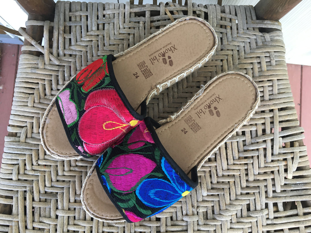 Handmade Mexican Embroidered Slide Sandals - Zapatos Artesanos - Size Womens 7