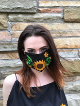 Load image into Gallery viewer, Handmade Face Mask - Fabric Face Mask - Mexican Face Mask - Mexican Embroidered Face Mask - Cubrebocas de Tela - Topabocas de Tela

