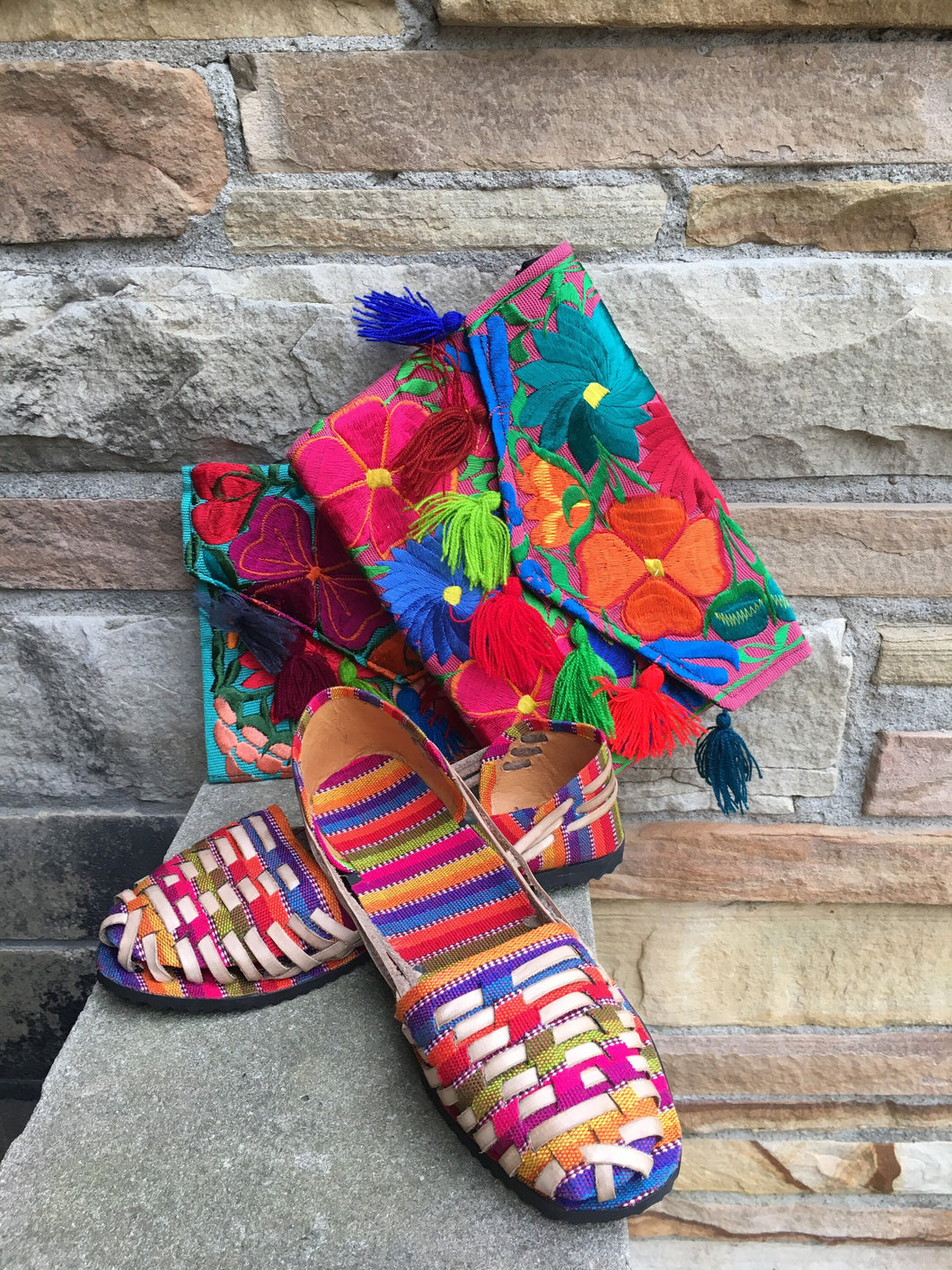 Handmade Women's Mexican Huaraches - Mexican Sandals - Huaraches Sandals Womens - Sizes: 4 - 8 - Handmade in Chiapas - Huaraches Mexicanos
