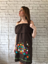 Load image into Gallery viewer, Women&#39;s Off the Shoulder Embroidered Brown Mexican Dress - Handmade in Oaxaca, Mexico - Size Medium - Mexican Fiesta - Mexican Wedding

